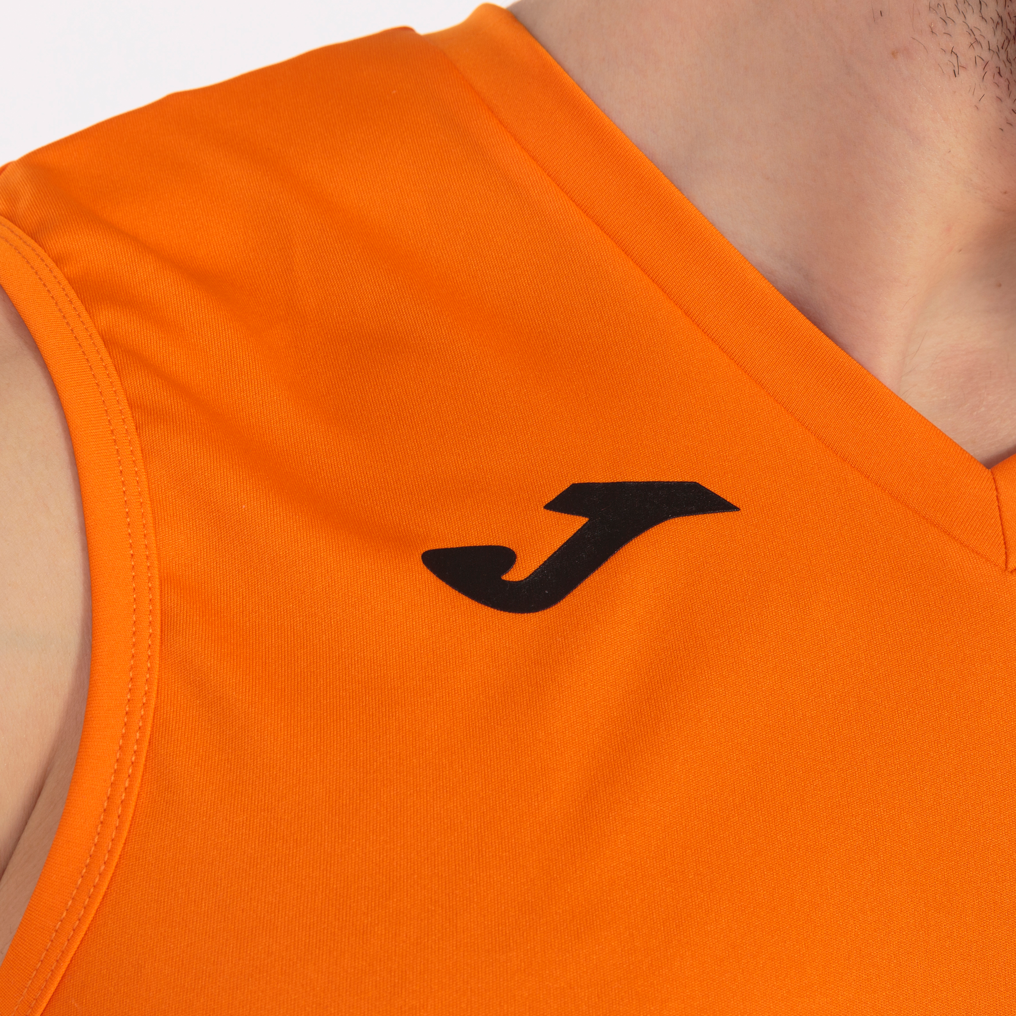 CAMISETA SIN MANGAS COMBI